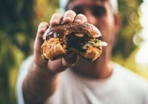 i-cibi-ultraprocessati-riducono-fertilita-maschile-e-crescita-degli-embrioni-lo-studio