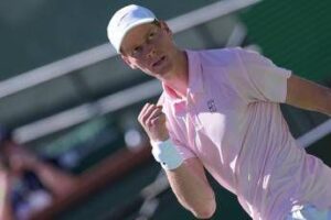 Sinner ‘seccato’ in conferenza a Indian Wells: “È la stessa domanda di prima”