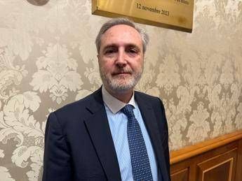 Benessere cervello, Leonardi (Salute): “Ministero punta su stili di vita sani e Fondo Alzheimer”