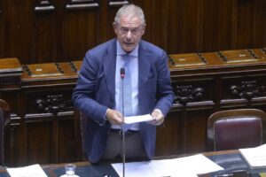 Carburanti e inflazione, Urso “Rafforzato monitoraggio contro speculazioni”