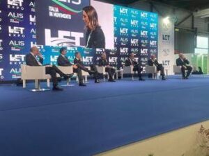 fiere-cicerone-aeronautica-italia-pensi-a-supply-chain-complementare-tra-difesa-e-mondo-civile