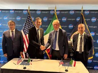 Spazio, Urso: “Imprese italiane costruiranno primo modulo abitativo sulla Luna e presto porteremo anche un astronauta italiano”