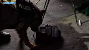 Roma, droga nascosta in contatori e muri: sei pusher arrestati al Quarticciolo