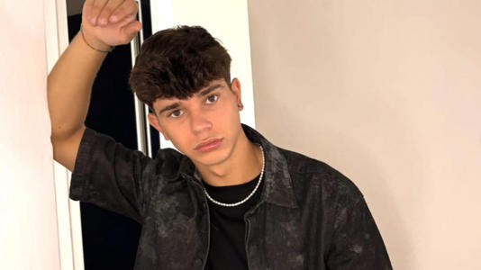 Muore a 18 anni il tiktoker Luigi Nativi: amici e follower sconvolti
