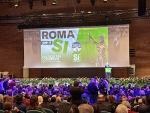 Referendum: Arianna Meloni ai ‘suoi’, casa per casa per raccontare le ragioni del sì