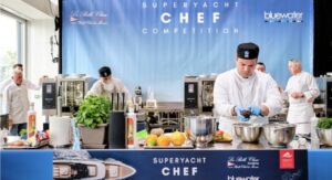 Nautica: allo Yacht Club de Monaco sfida tra chef, Carlo Cracco in giuria