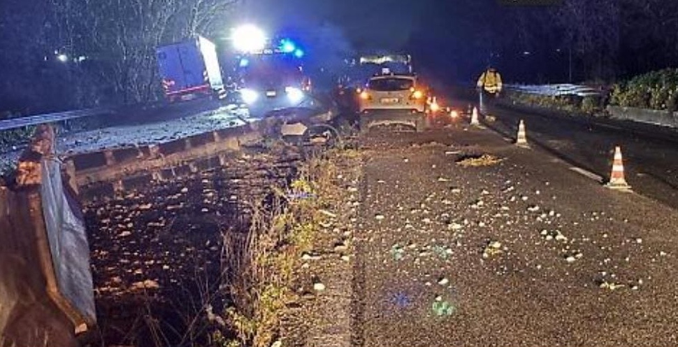 Frosinone – Schianto tra due furgoni sull’A1: tre morti e cinque chilometri di coda