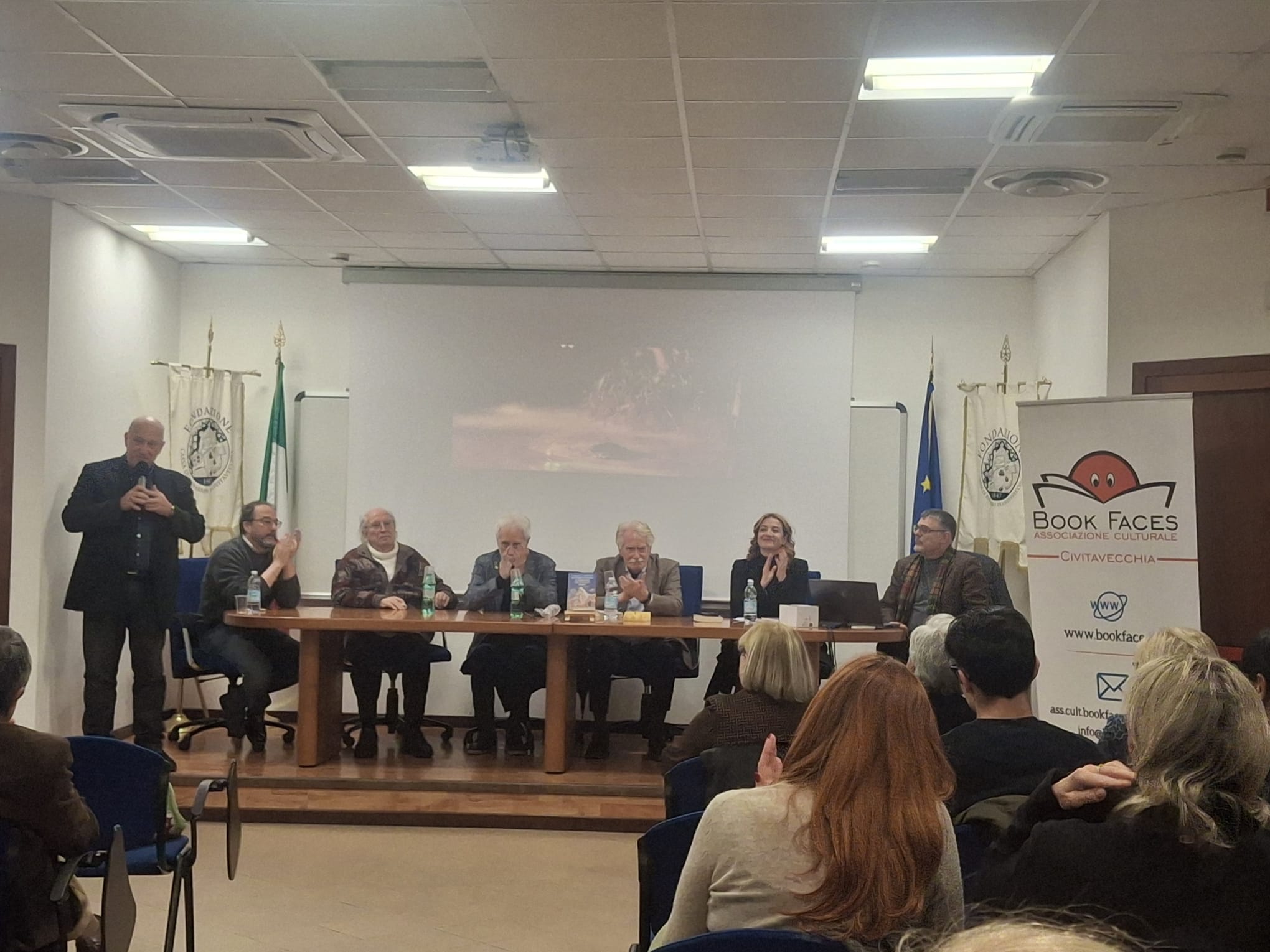 Tuffo d’emozione a Civitavecchia – Presentato “Il romanzo del piccolo Messia”, l’opera di Storaro e Martigli (FOTO)