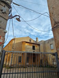 Viterbo – Movimento all’ex Ospedale Grande degli Infermi, via ai lavori per riqualificare l’enorme struttura abbandonata