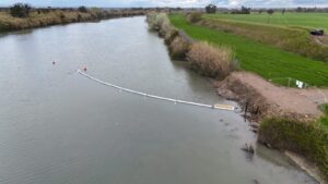 Regione Lazio – Sul Tevere in funzione la terza barriera raccogli plastica