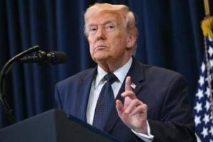 Iran, Trump: “La guerra finirà presto, avanti fino alla vittoria totale”