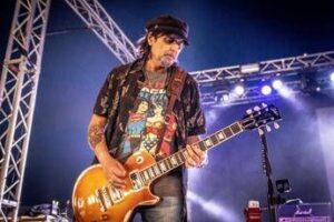E’ morto Phil Campbell, il chitarrista dei Motorhead aveva 64 anni