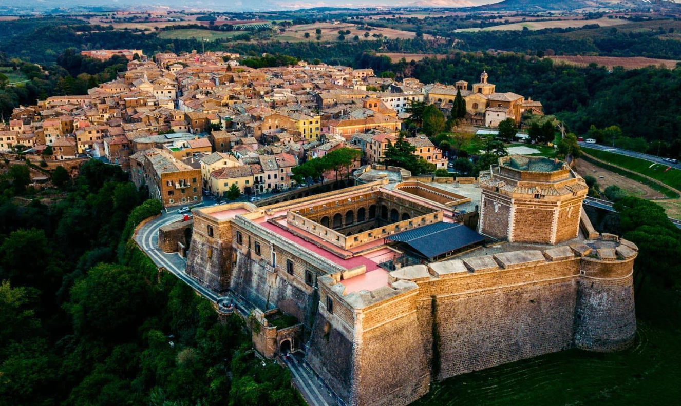 Civita Castellana – Verso il voto di maggio: tra veti incrociati, veleni e la carica dei civici