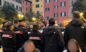 Civitavecchia – Aggressione a Pisa, coinvolto anche il figlio di Latrofa: studenti assediati in Comune dopo gli scontri