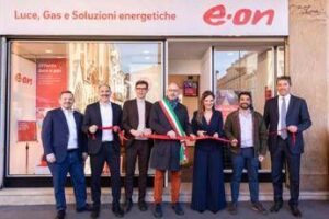 e-on-apre-nuovo-punto-vendita-ad-asti-gruppo-rafforza-vicinanza-a-clienti-e-territorio