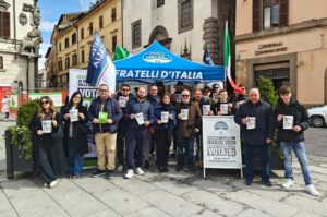 Viterbo – Giustizia, Fratelli d’Italia Viterbo in piazza: “Sì al referendum per una riforma di civiltà”