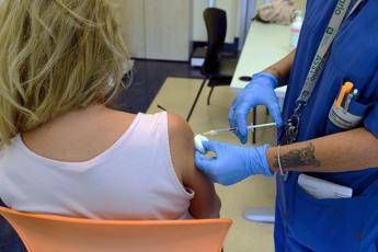 Settimana immunizzazione, Sip: “La prevenzione non si ferma all’infanzia, linea dedicata”