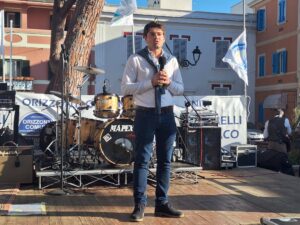 Elezioni Santa Marinella – Presentate le quattro liste a sostegno di Manuelli in Piazza Trieste