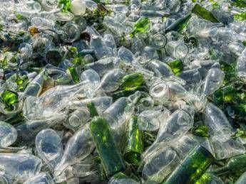 La roadmap green dell’industria del vetro, dai consumi idrici alle rinnovabili