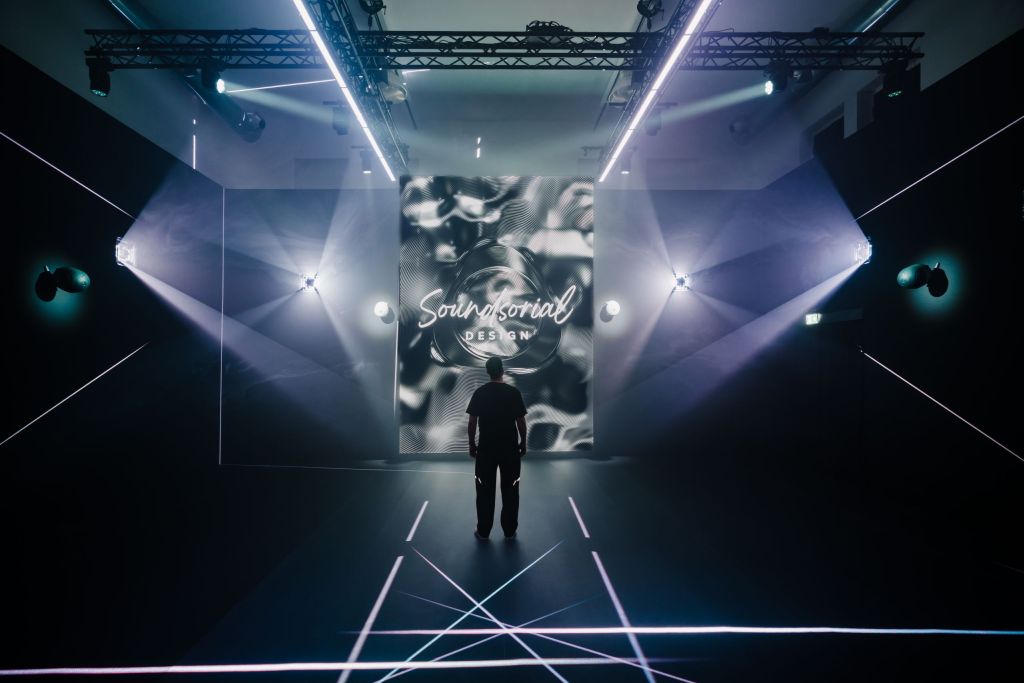 IQOS torna alla Milano Design Week con l’installazione Soundsorial