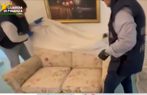 Terracina – Trenta chili di droga nel frigo e tra i cuscini: tre arresti