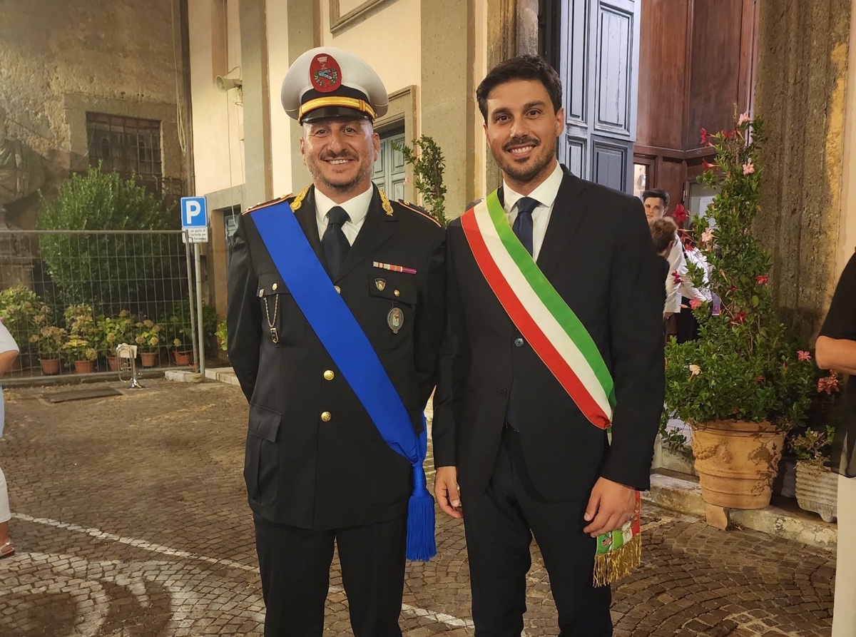 Bassano Romano – Ferma un veicolo senza revisione e assicurazione, comandante della Locale aggredito al volto