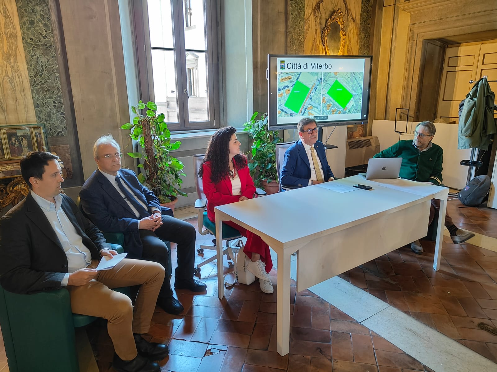Viterbo – Impianti sportivi, 14 milioni per la riqualificazione totale. Aronne: “Qualcosa che la città non aveva mai visto prima”