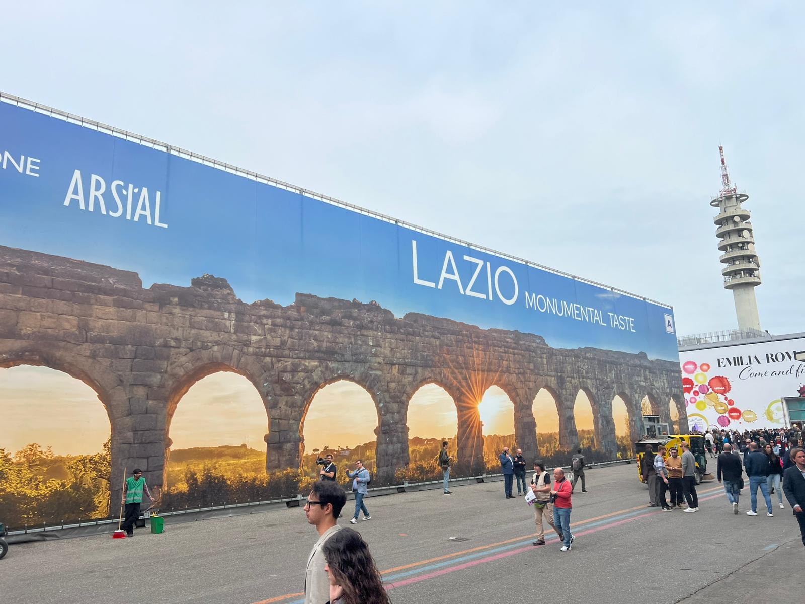 Vinitaly 2026: un bilancio in forte crescita con 90mila presenze e 4mila aziende (FOTO)