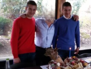 Perugia – Gemelli folgorati, i genitori ringraziano tutta la comunità: “Siete una luce nei momenti più bui”