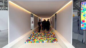 McDonald’s festeggia 40 anni in Italia, al Fuorisalone l’esposizione “POOL”