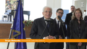 Mattarella incontra comunità italiana a Praga “Prospettive comuni in Ue”