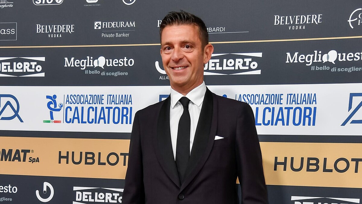 Terremoto nel calcio, indagato designatore arbitri Rocchi