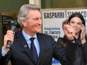 Santa Marinella – Gasparri incontra i vertici della squadra di calcio: “Aumenteremo le dimensioni per disputare Eccellenza o serie D”