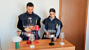 Maxi operazione contro la contraffazione del design: coinvolto anche il Lazio, migliaia di sequestri in tutta Italia