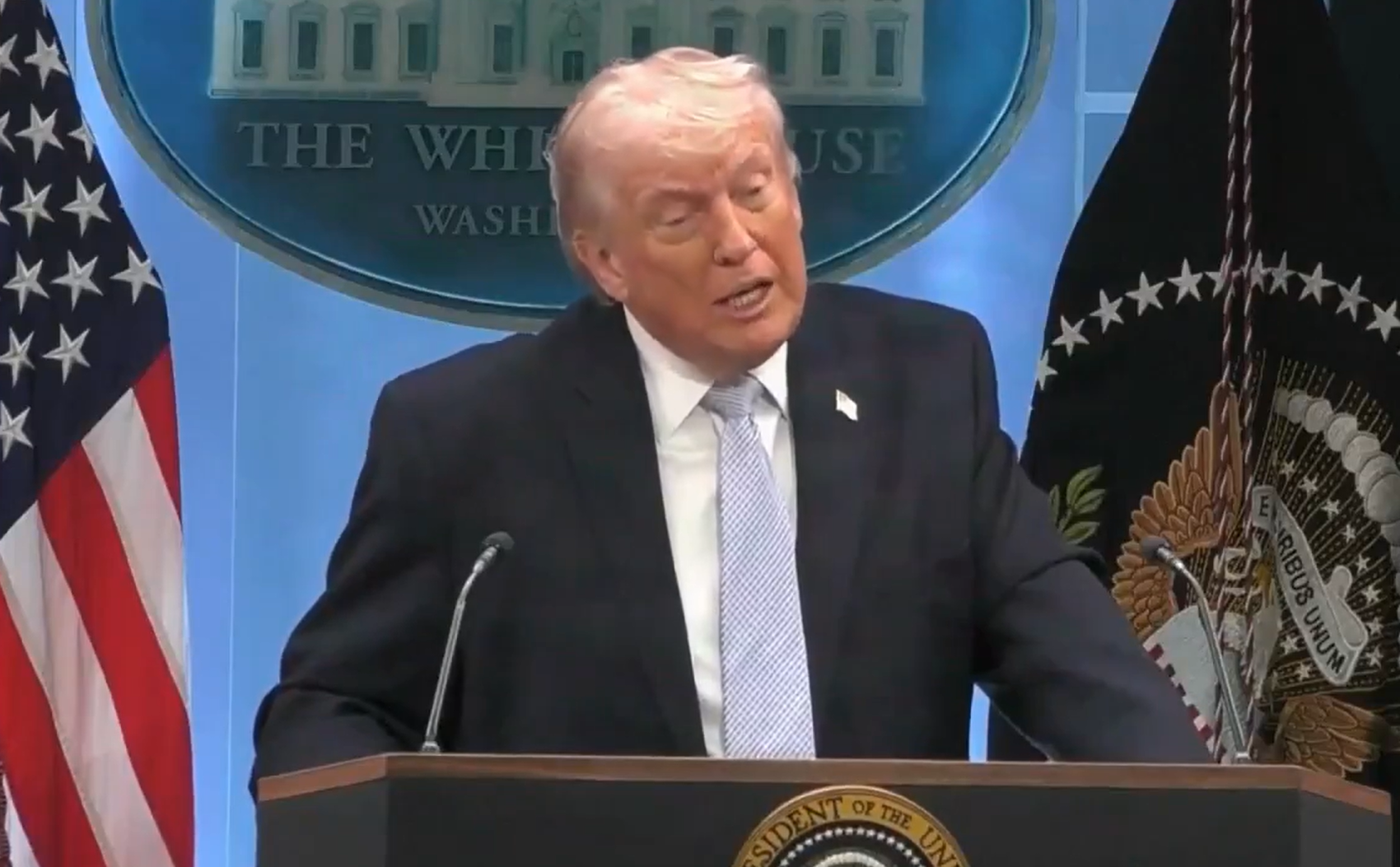 Guerra Iran, l’ultima minaccia di Trump: “Stasera un’intera civiltà morirà”