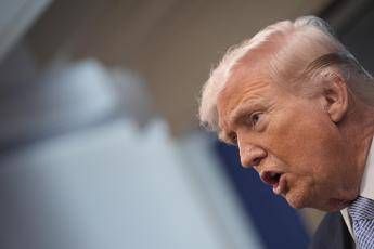 Ultimatum di Trump all’Iran, oggi la deadline: “Possiamo distruggervi”
