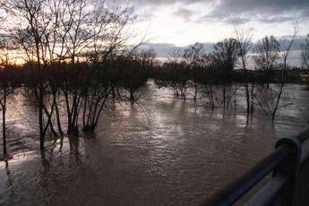 Ancora maltempo sull’Italia, oggi allerta rossa in Abruzzo, Molise e Puglia