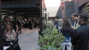 Alla Milano Design Week il concept immersivo di bellezza Kérastase Society