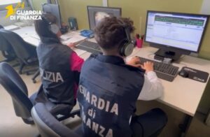 Maxi truffa nel fotovoltaico, sequestrati 7,5 milioni in criptovalute