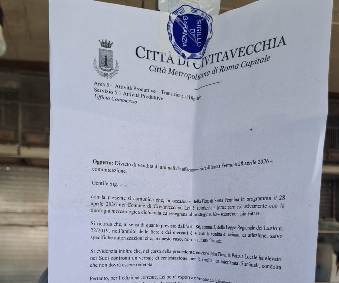 Civitavecchia – La scure del Comune sulle tradizioni di Santa Fermina: “Questo sindaco sta vietando anche di vendere i pesciolini alla fiera”