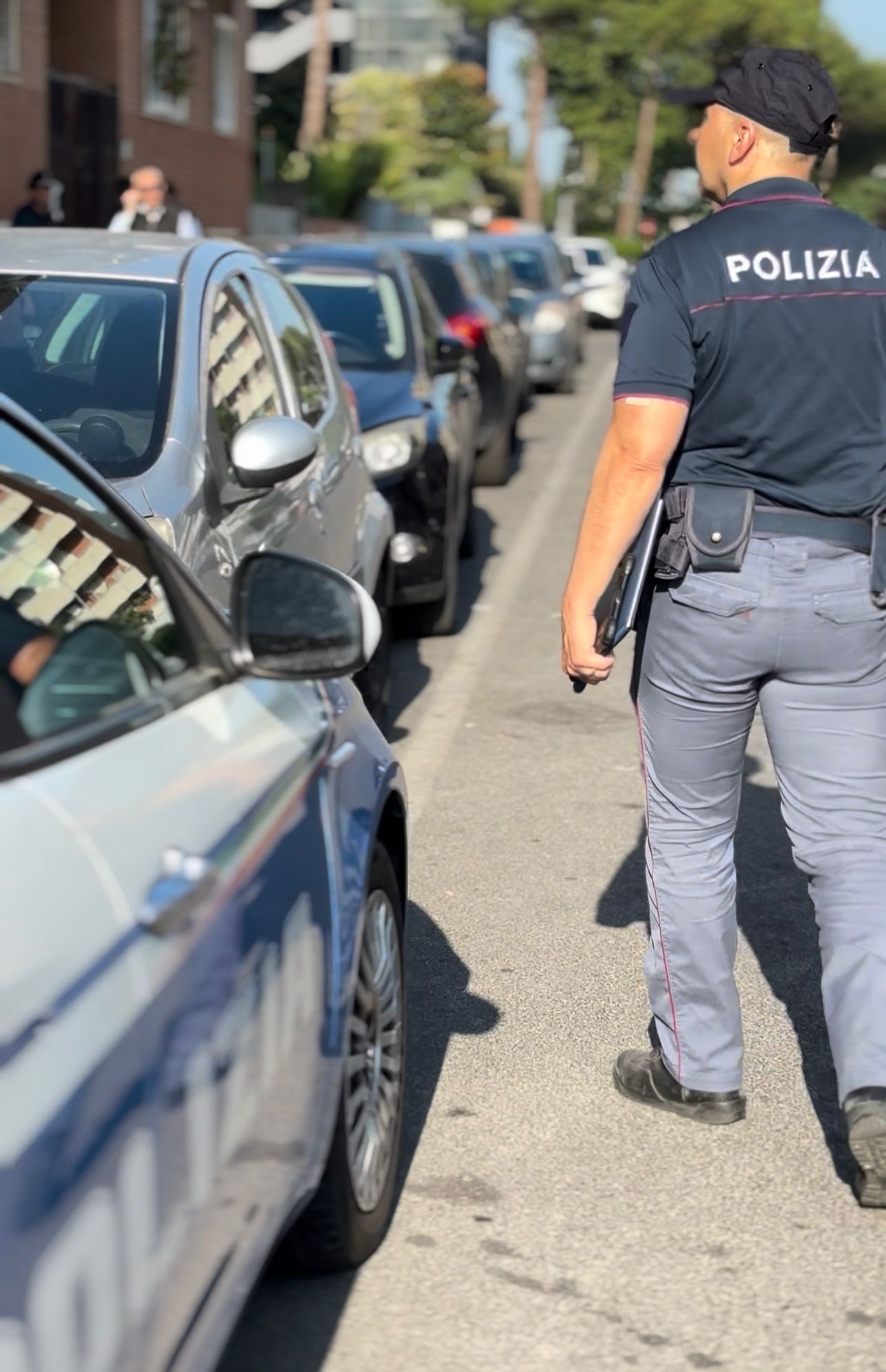 Roma: furti e rapine lampo, polizia arresta 10 persone