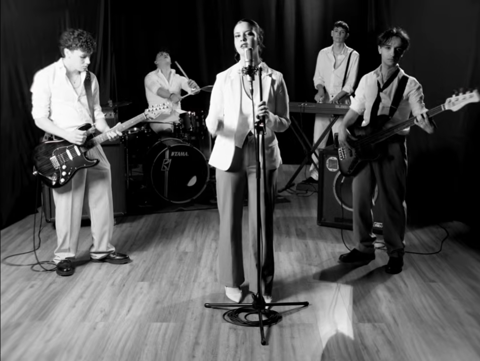 Santa Marinella – I June dal mare al mainstream: debutta “Titanio”