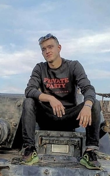 Ladispoli si stringe per l’ultimo saluto a Raul Marian Costea, morto a 26 anni in un incidente