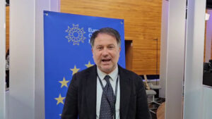 Milazzo “Fare tutto il necessario per proteggere le api”