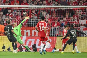 Psg in finale con l’Arsenal: Dembèlè illude, Kane pareggia ma non basta
