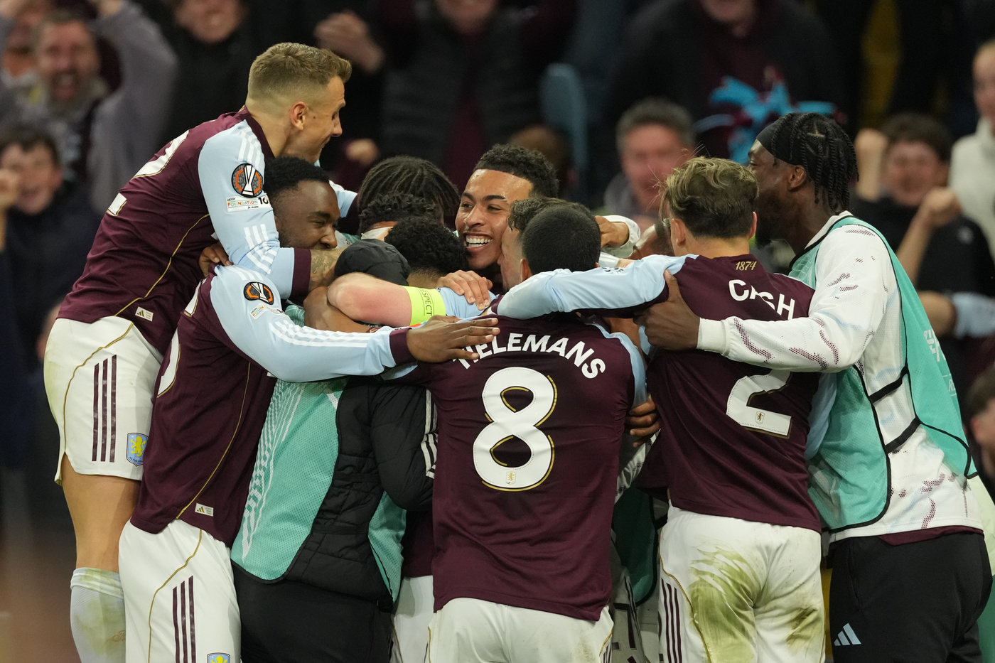 Villa vs Forest – Novecento britannico in paradiso, ma alla fine Emery. Pure il Palace a Lipsia