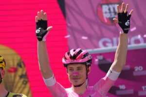 Vingegaard, manifesto in Svizzera: Giro in cassaforte?