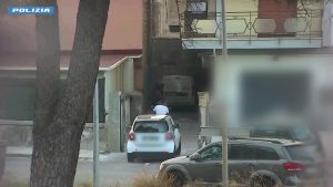 Smantellata a Palermo una banda specializzata in furti d’auto, 9 arresti