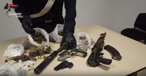 Camorra, blitz contro i “panzarottari”, 26 misure cautelari ad Afragola