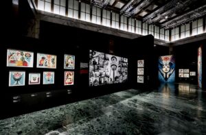 L’arte urbana contemporanea di Obey alle Gallerie d’Italia a Napoli